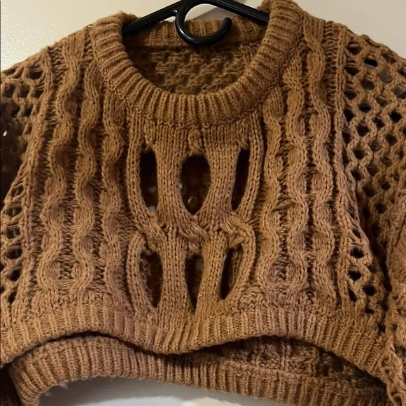 Cider Brown Cable Knit Cropped Sweater - Picture 2 of 5